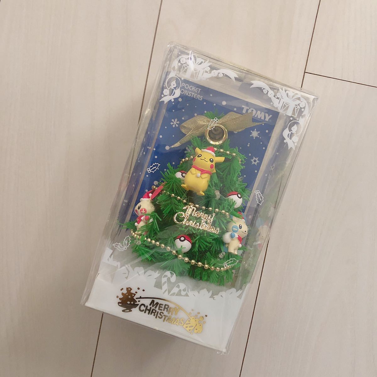 希少新品クリスマスツリーTOMY ポケモンセンター フィギュア 希少新品クリスマスツリーTOMY ポケモンセンター フィギュア