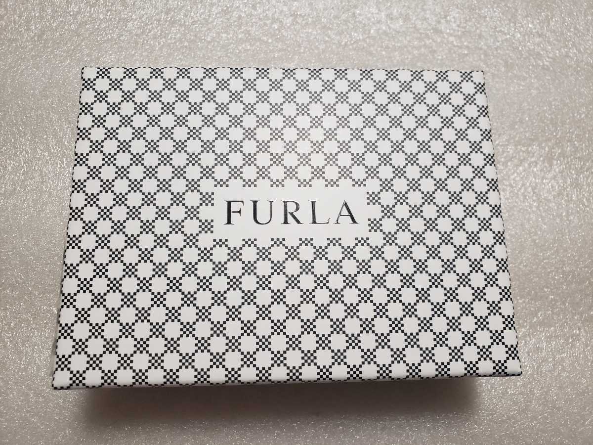  unused Furla FURLA leather folding twice purse black black quilting wallet storage sack * cosmetics box attaching MAGIA S ZIPAROUND 0993355 ONYX