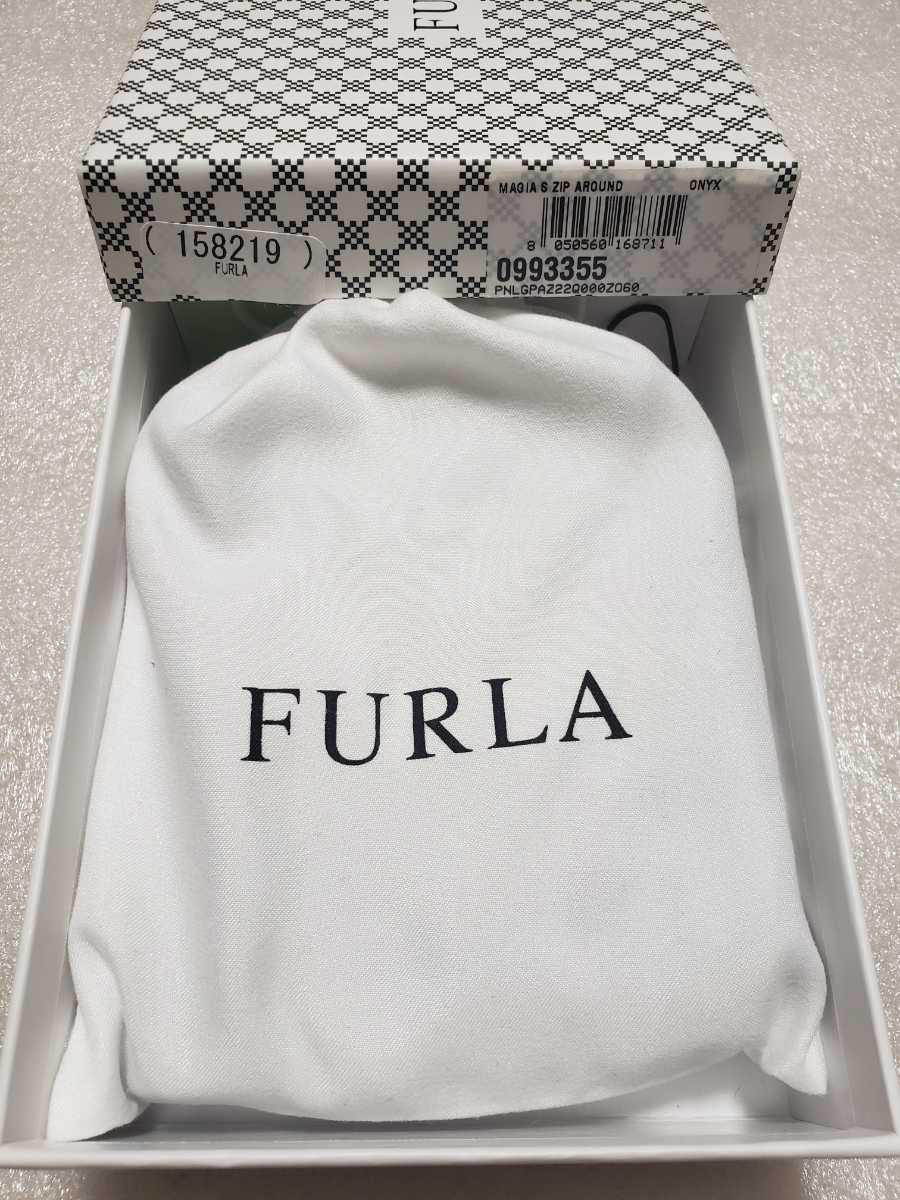  unused Furla FURLA leather folding twice purse black black quilting wallet storage sack * cosmetics box attaching MAGIA S ZIPAROUND 0993355 ONYX