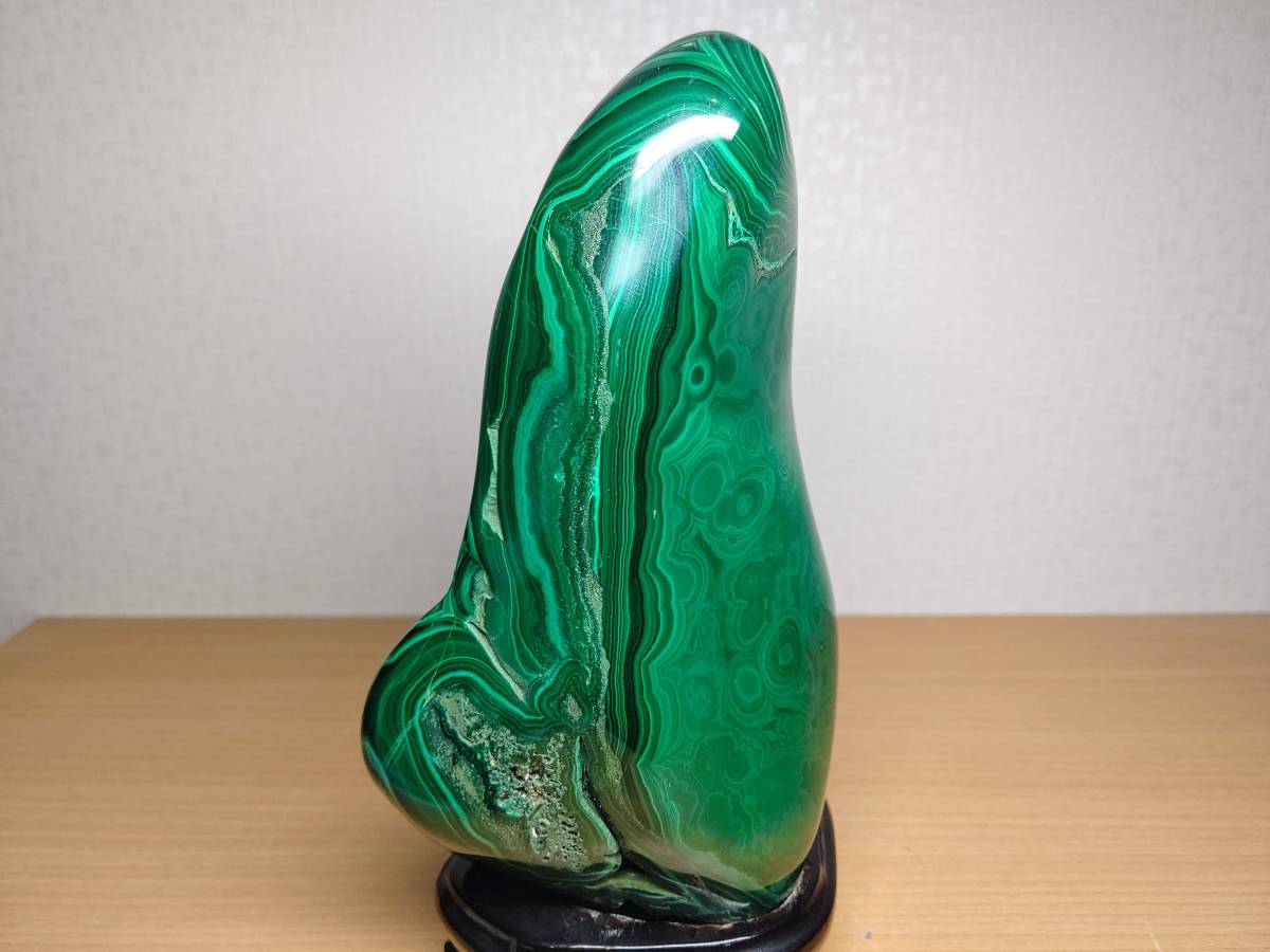 紅孔雀 614g 孔雀石 マラカイト 紋石 鑑賞石 自然石 水石 原石 菊花石