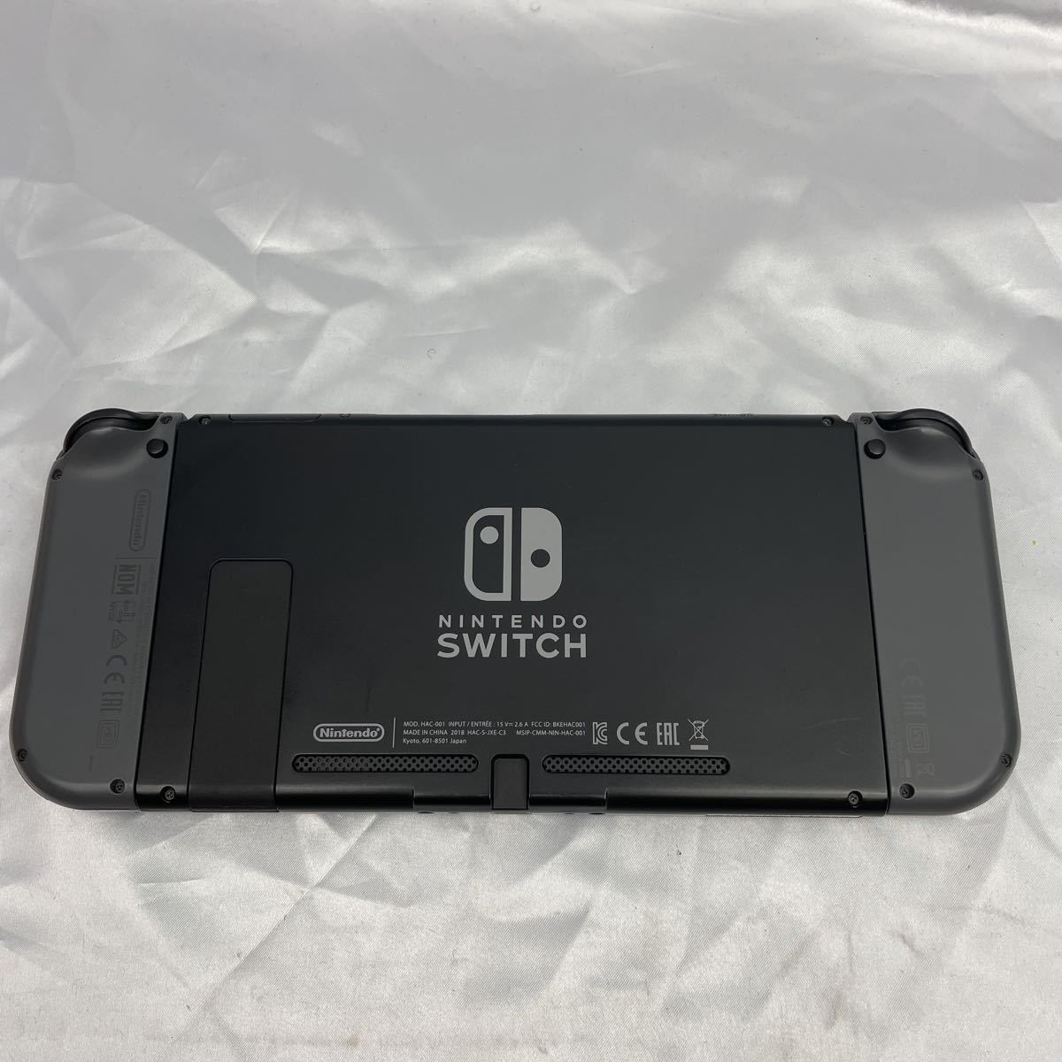 爆買い！】 Nintendo Switch 任天堂 グレー 2018年製 本体+ジョイコン