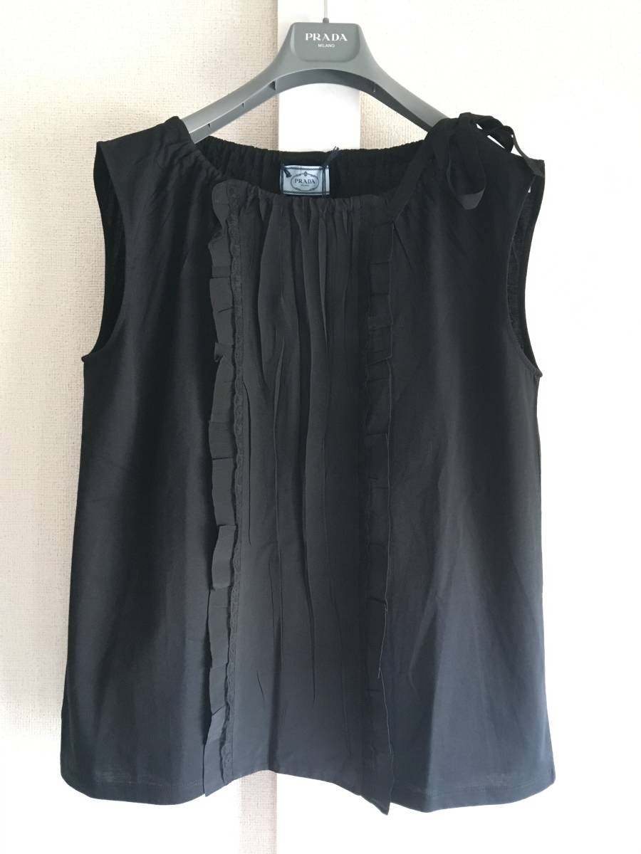 新品 プラダ 最高級 レース 装飾 ノースリーブ カットソー L PRADA カットソー 黒 ブラック トップス Tシャツ リボン イタリア製_画像1