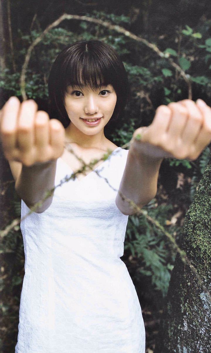 ☆直筆サイン入り写真集◎眞鍋かをり『LOVE BOX』☆函入り2冊組 ☆直筆サイン入り写真集◎眞鍋かをり『LOVE BOX』☆函入り2冊組
