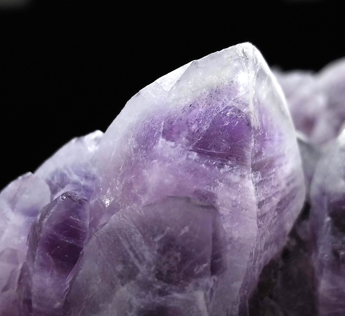 ゲレロアメジスト クラスター 紫水晶 結晶 原石 標本 約1044ct ...