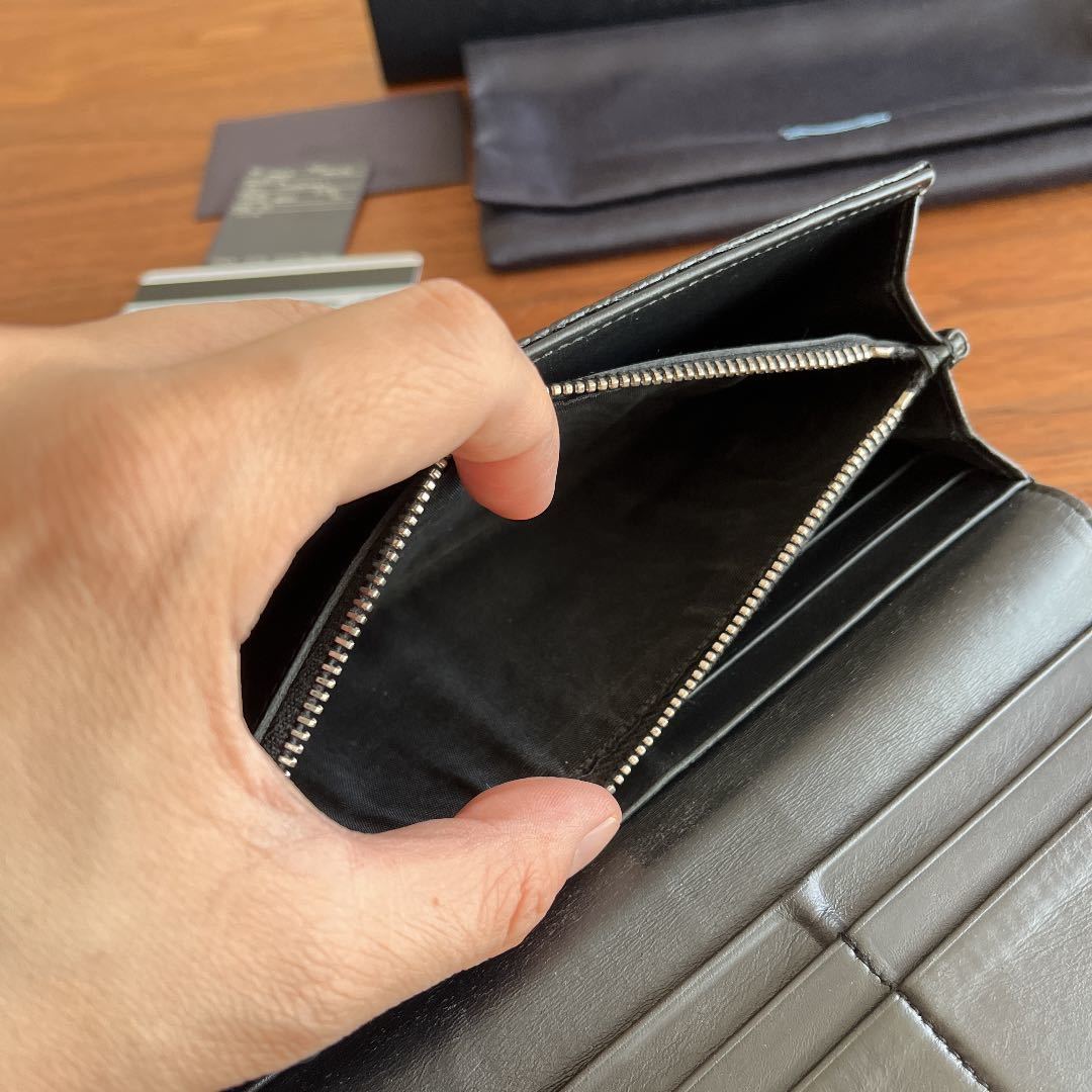 PRADA プラダ 財布 リザード トカゲ エキゾチックレザー レディース