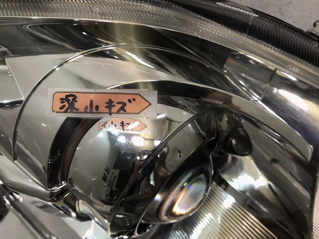 プレマシー CREW/CR3W 純正 中期 右ヘッドライト/ランプ キセノン HID レベライザー STANLEY P5104R マツダ(114807)_画像3