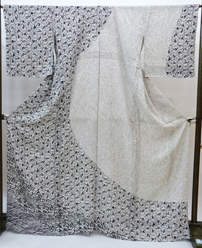 日本橋つつ井 =正絹 変わり織 単衣 訪問着 身丈長め 白地に黒 未使用品 すっきりとしたお着物です 買い物 裄66.5センチ 数量は多