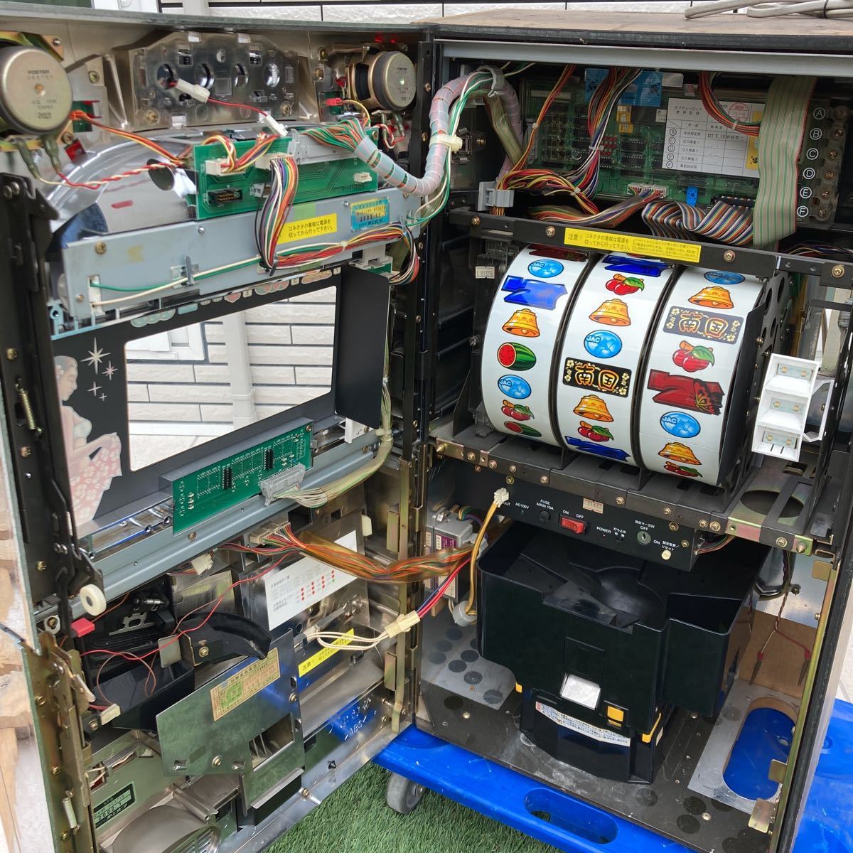 実機 希少 4号機 南国育ち 夜蝶パネル 証紙付きドアキー&設定キー・家