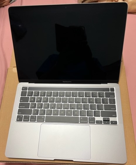 ヤフオク! - MacBook Pro 13インチ Apple M1チップ