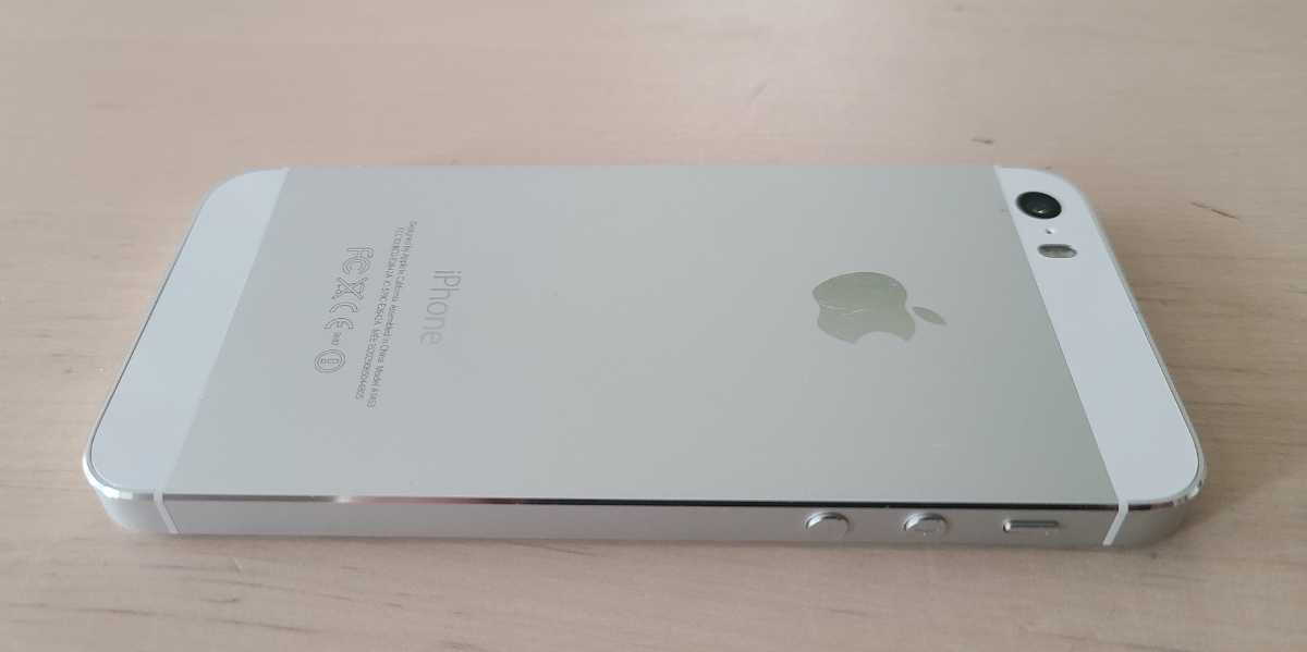 美品 iPhone5s Apple SIMロック付属品 ymobile シルバー 32gb 保護ガラス