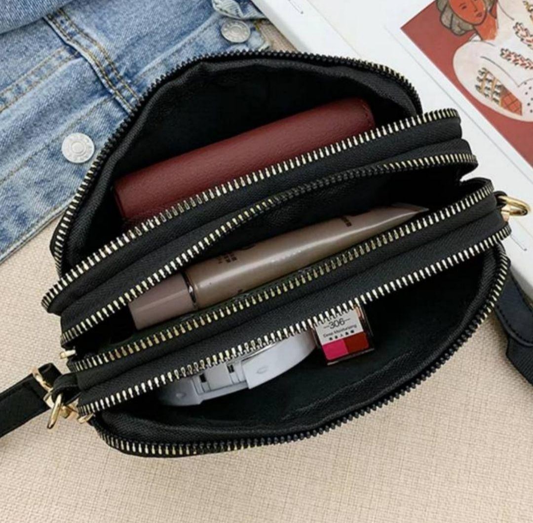 即日発送】PRADA プラダ ポーチ ショルダーバッグ ノベルティ 即日発送】PRADA プラダ ポーチ ショルダーバッグ ノベルティ