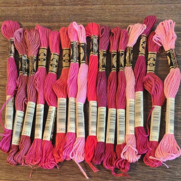 DMC 刺繍糸ピンク~レッド　32本セット