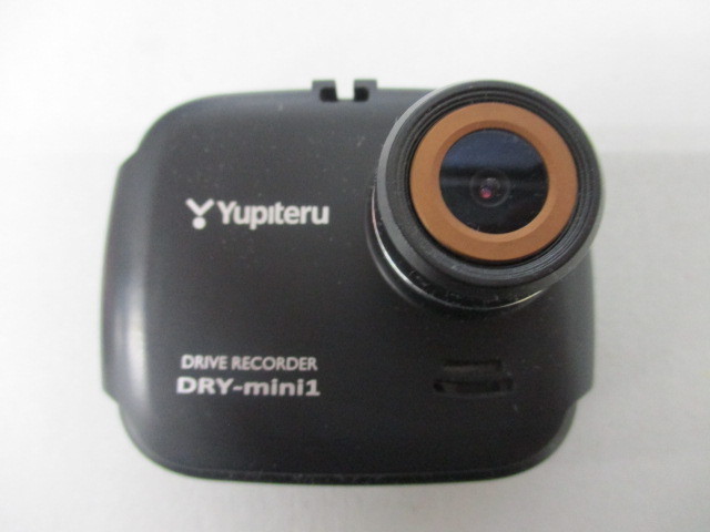 ドライブレコーダー　ユピテル 【 DRY-mini1 】1.4インチTFT液晶 超コンパクト シガーアダプタ SDカード欠品 ドラレコ 中古品_画像2