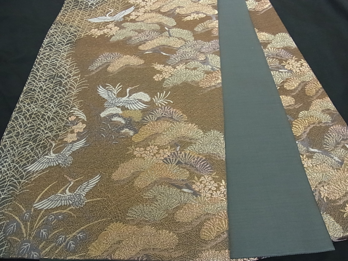 着物屋こころ 六通柄袋帯 唐織 飛鶴松文 金糸 正絹 逸品 ci445