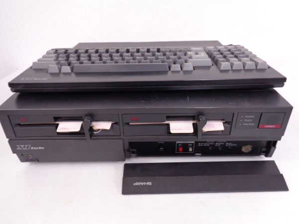 クライマックスセール シャープ製のレトロパソコン X1 - デスクトップPC クライマックスセール シャープ製のレトロパソコン X1 - デスクトップPC