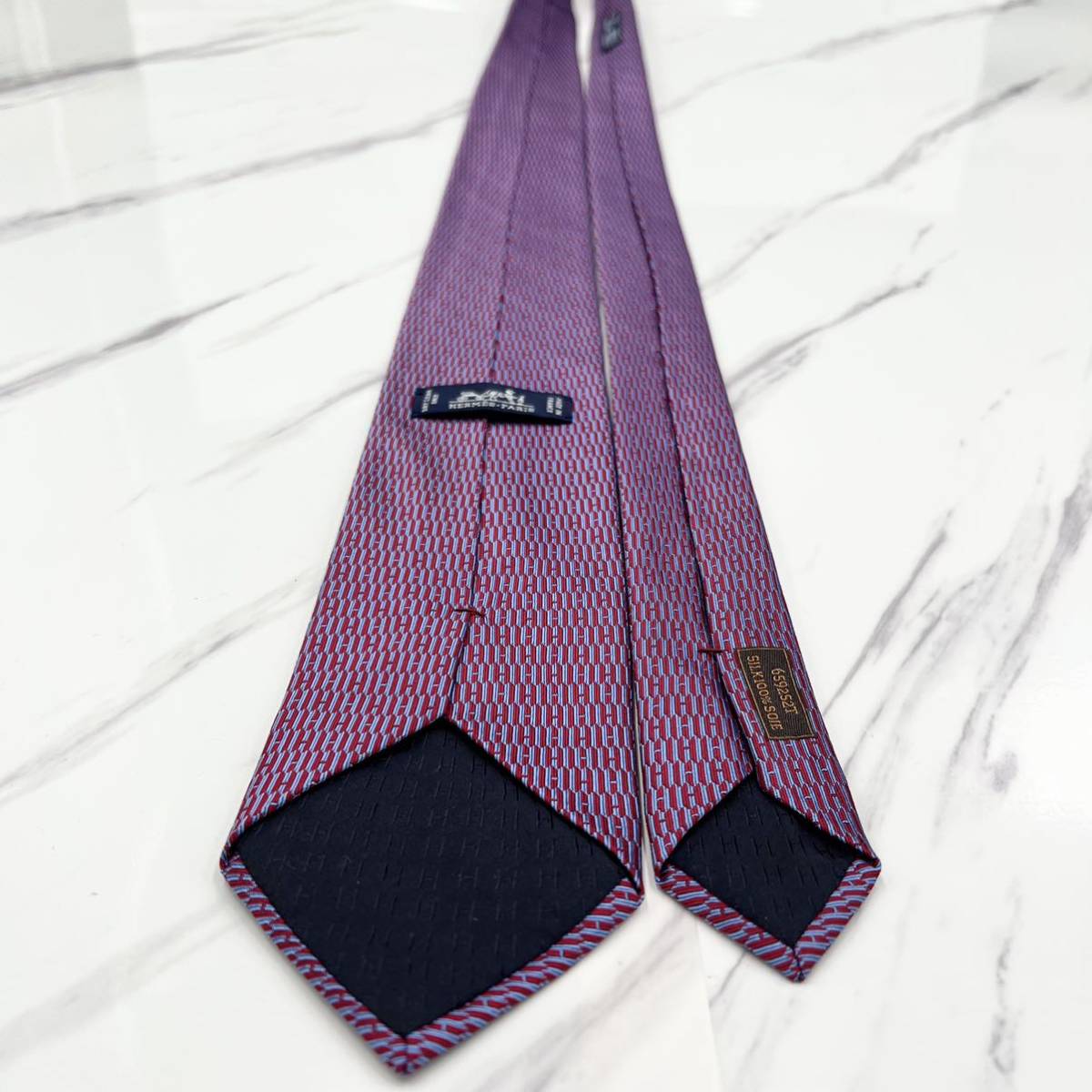 未使用 ネクタイ シルク100% HERMES エルメス ファソネH H柄 H織 刺繍