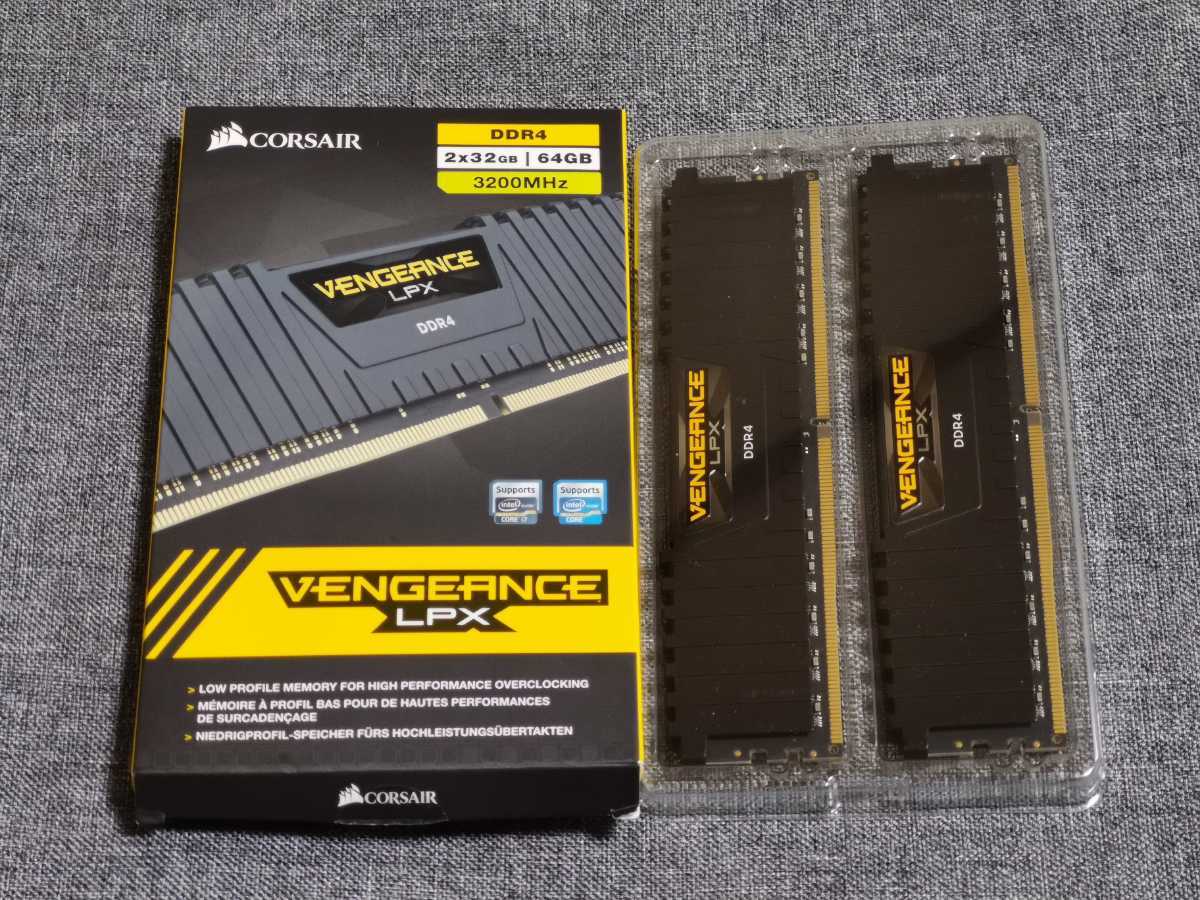 CORSAIR VENGEANCE LPX DDR4 64GB CMK64GX4M2E3200C16 [DDR4 PC4-25600