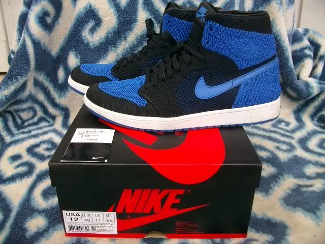 独特の素材 NIKE AIR JORDAN 1 RETRO 黒青白 30cm US12 NBA 極美品