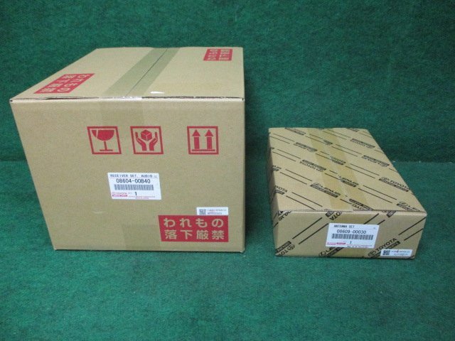 トヨタ純正 T-Connectナビ NSZT-Y68T 9インチ【新品未使用】08604