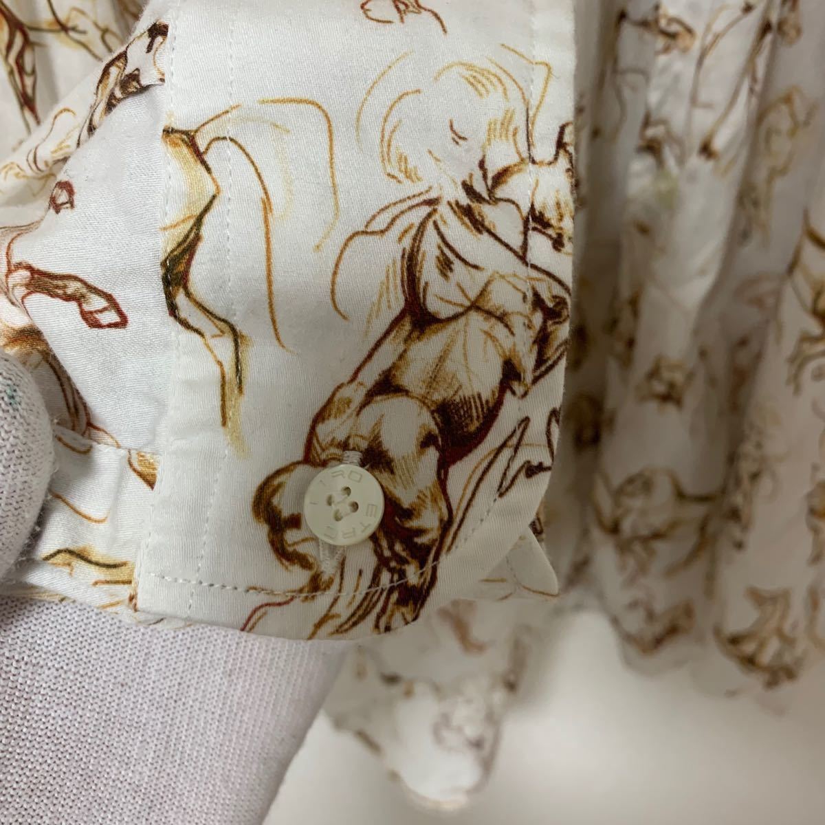 美品】ETRO エトロ 馬がいっぱいの総柄 長袖 ホース柄|PayPayフリマ