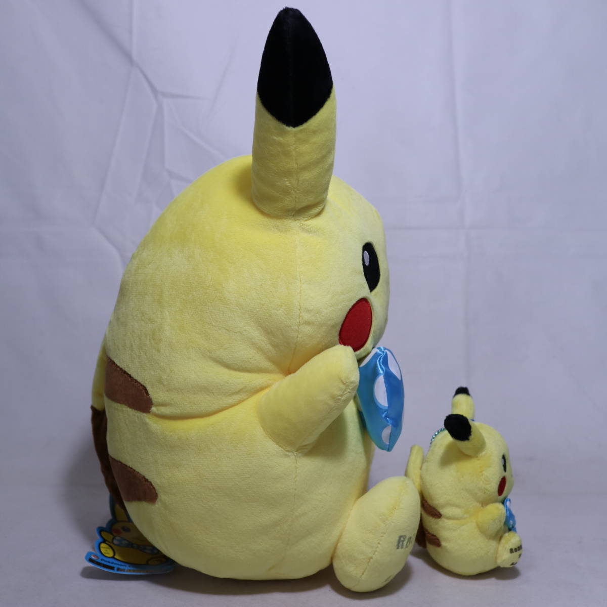 送料無料】良品 2点 ピカチュウ ドール ポケモンセンター 送料無料】良品 2点 ピカチュウ ドール ポケモンセンター