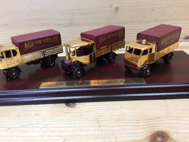人気 ブランド チェック LLEDO ミニカー/AGE 3台セット/22金 COLLECTION STEAM OF 乗用車