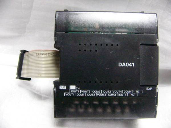 ★動作保証★ OMRON PLC DA/アナログ出力装置 CP1W-DA041 4CH_画像1