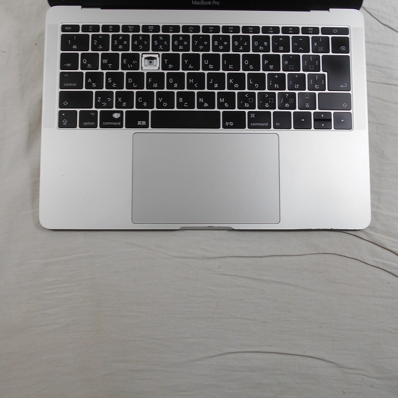 【ジャンク】1円～Apple MacBook Pro 13インチ 2017/Corei7 7660U 2.5GHz/16GB/SSD256GB/OS 10.14.6_画像3