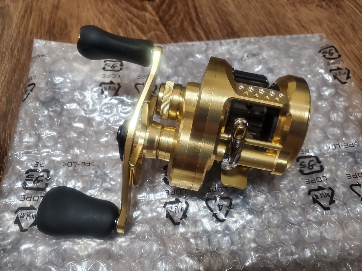22 カルカッタコンクエスト200 XG エクストラハイギヤ 新品未 22 カルカッタコンクエスト200 XG エクストラハイギヤ 新品未