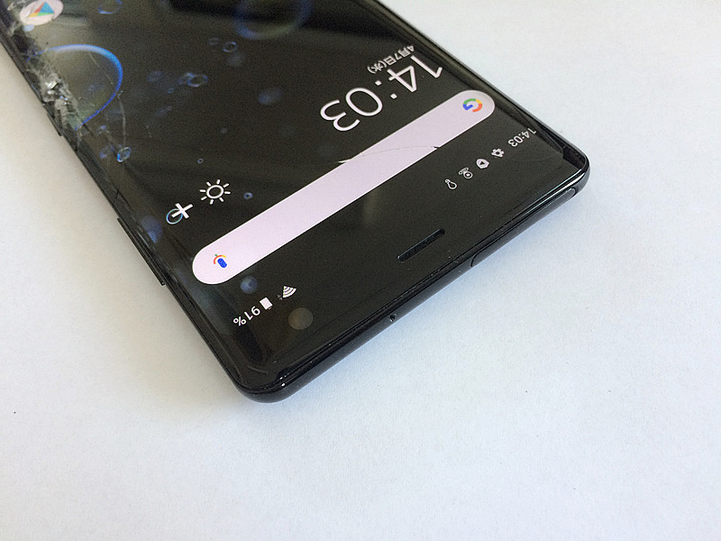 【p5倍】SIMフリー 白ロム SONY Xperia XZ3 801SO ブラック スマートフォン 格安SIM使える 液晶割れ良品 制限〇 SIMロック解除済 充電器付_画像8