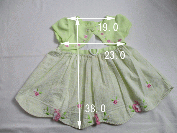 BD982【Youngland?ヤングランド】花柄刺繍　フェイクレイヤード　里地付き　袖無　ワンピース　女児　淡黃　12Ｍ (80?)