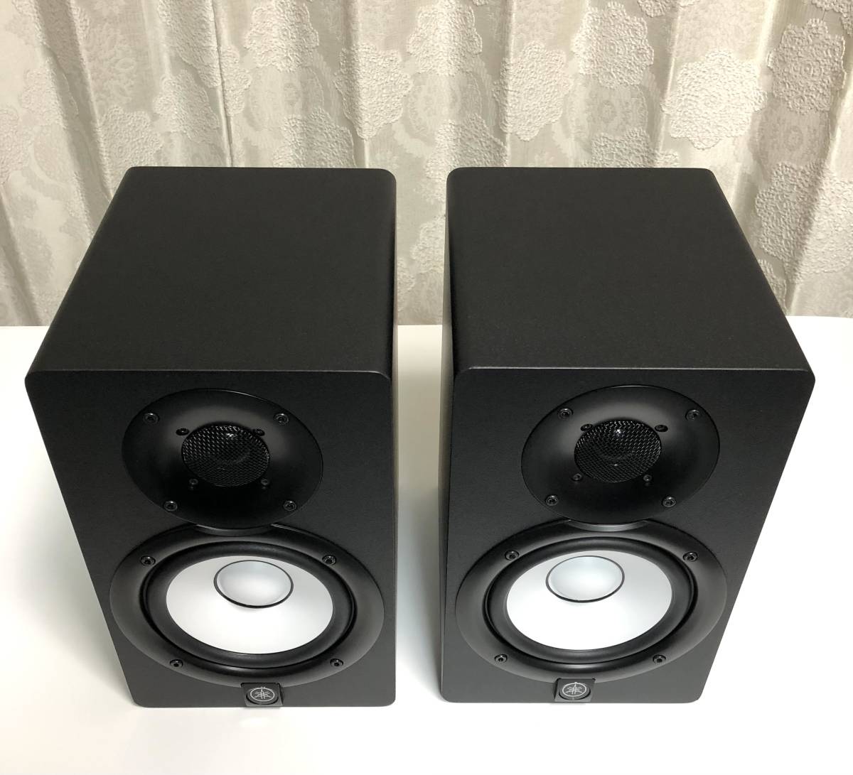 注目の YAMAHA HS5 スピーカー YAMAHA ステレオペア スタンドケーブル