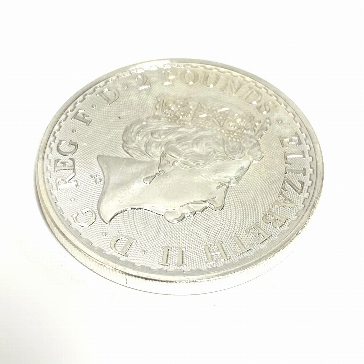 ブリタニカ銀貨 25枚 ロイヤルミントケース入り-
