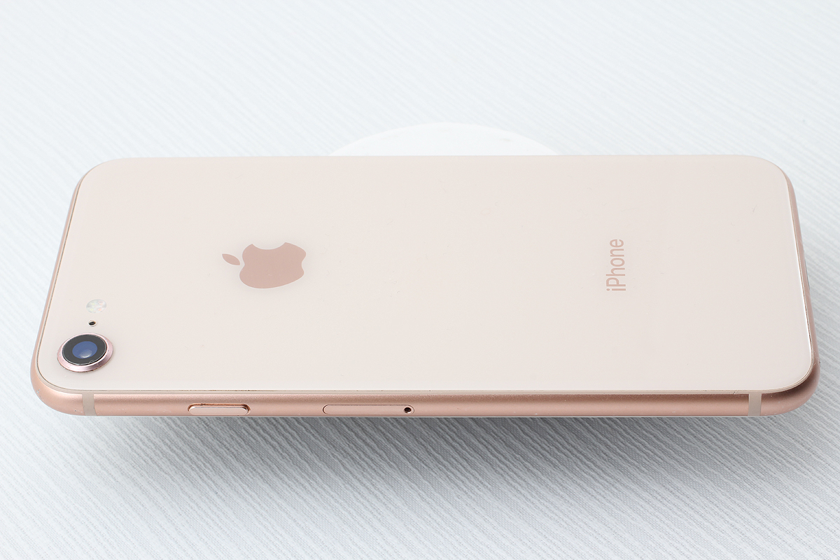 ☆超美品☆SIMフリー☆iPhone 8 64GB ゴールド 判定〇 バッテリー残量