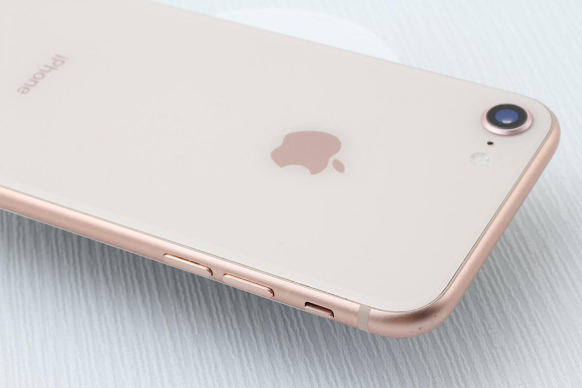 ☆超美品☆SIMフリー☆iPhone 8 64GB ゴールド 判定〇 バッテリー残量