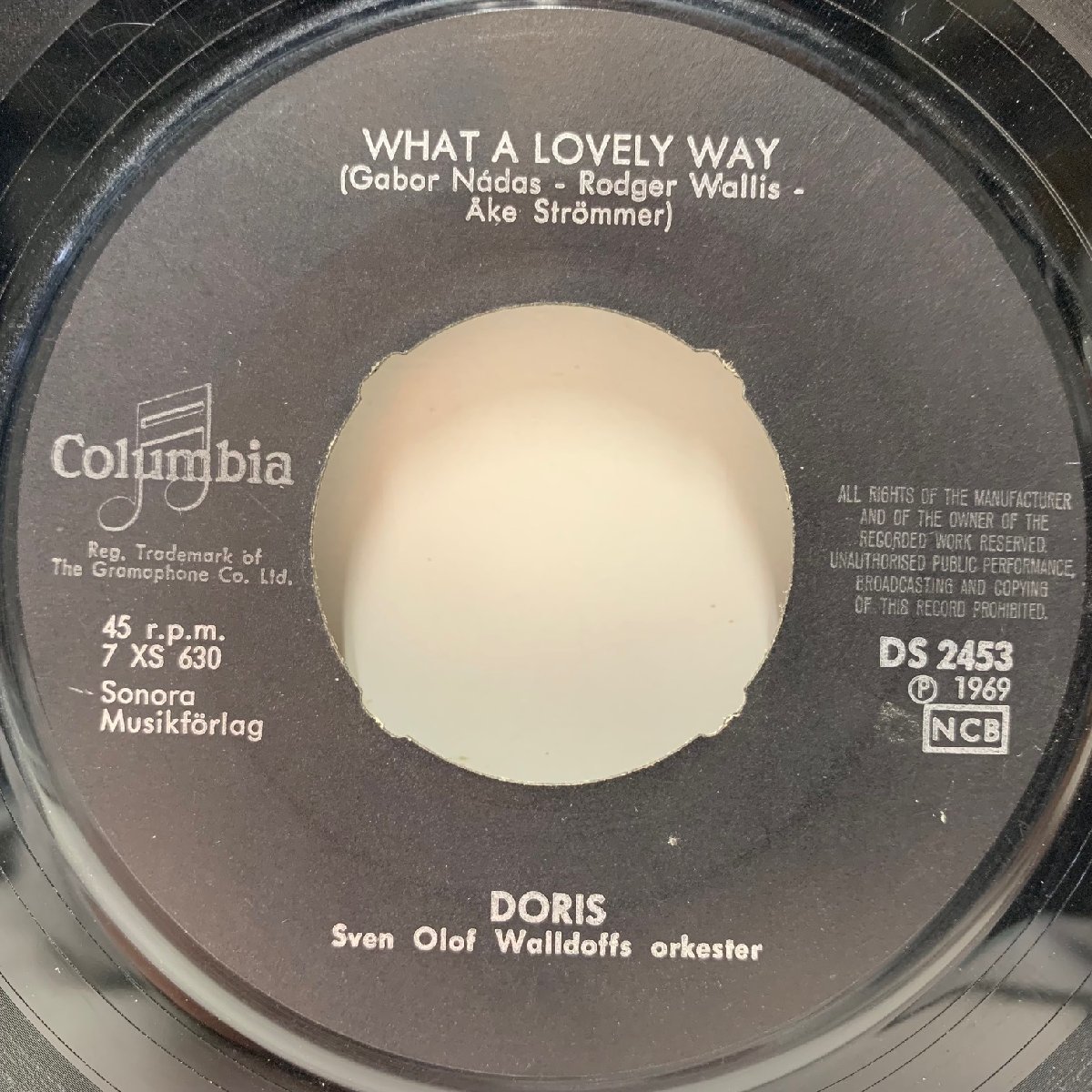 Sweden 7'' オンリー オリジナル DORIS Go Back To Daddy / What A Lovely Way ('69 Columbia) スウェデッシュ・ポップ Soft Rockの画像2