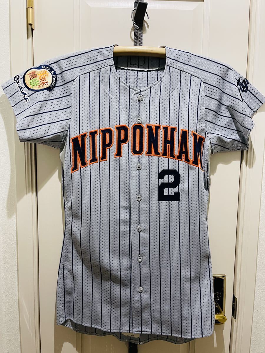 Yahoo!オークション - 日本ハムファイターズ 小笠原道大 背番号2 Yahoo!オークション - 日本ハムファイターズ 小笠原道大 背番号2