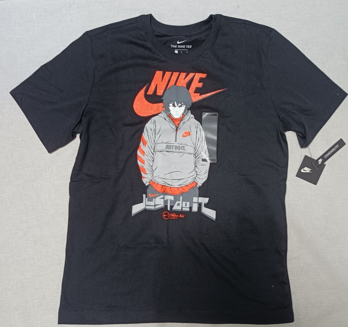 新品 タグ付き NIKE ナイキ AKIRA アキラ 風 Tシャツ Lサイズ 新品 タグ付き NIKE ナイキ AKIRA アキラ 風 Tシャツ Lサイズ