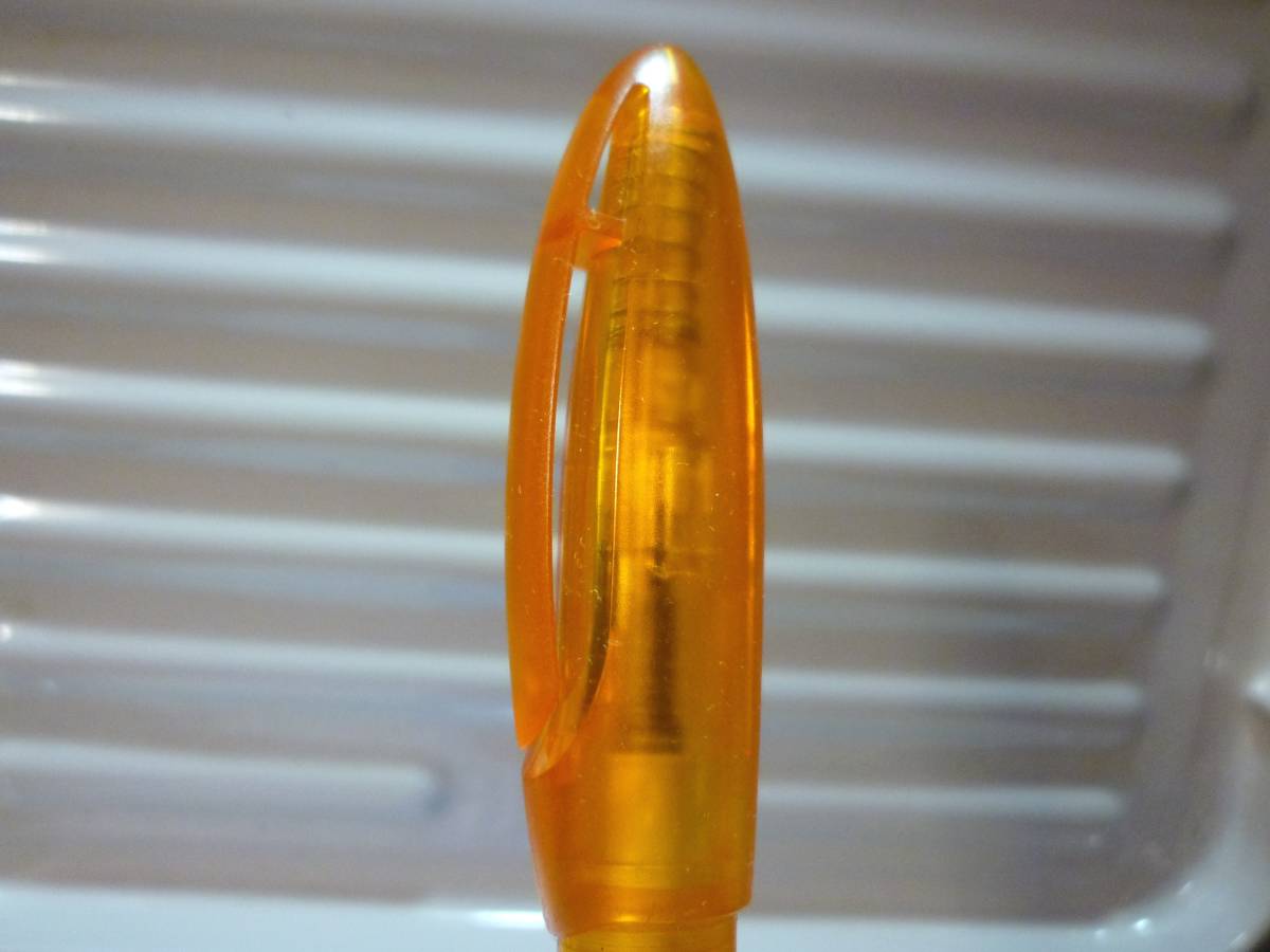 ロムス/ ドイツ "STRATOS" シャープペンシル　0.5mm　ノック式　オレンジ・スケルトン ROMUS/Made in Germany_画像3