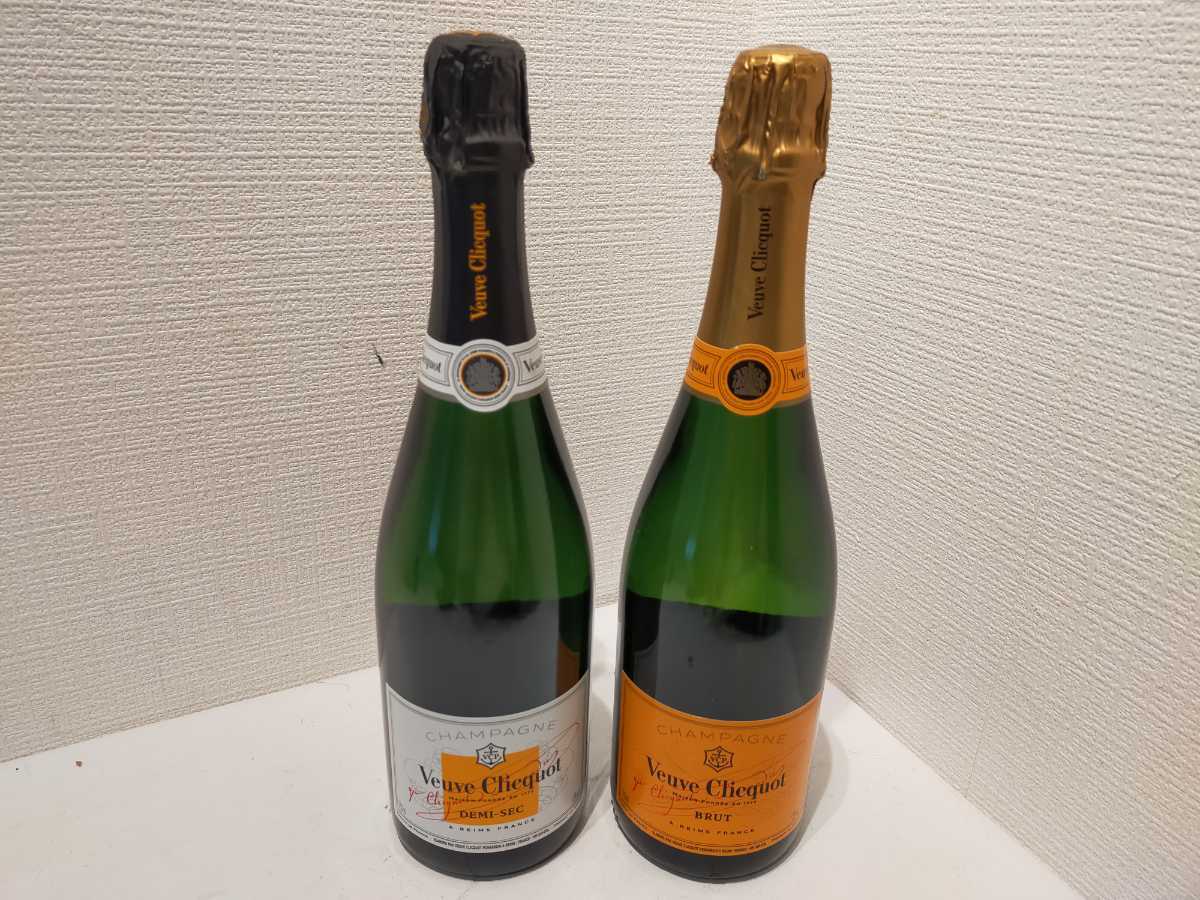 ヴーヴクリコ VEUVE CLICQUOT DEMI-SEC ドゥミセック ホワイトラベル