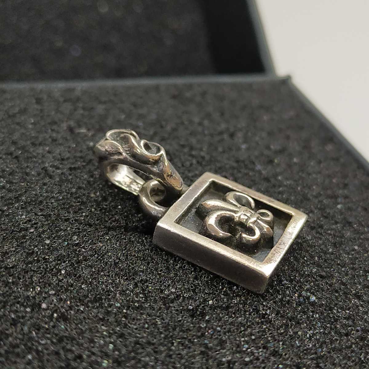 Chrome Hearts クロムハーツ beyond ccol ギャランティカード付 Chrome Hearts クロムハーツ beyond ccol ギャランティカード付