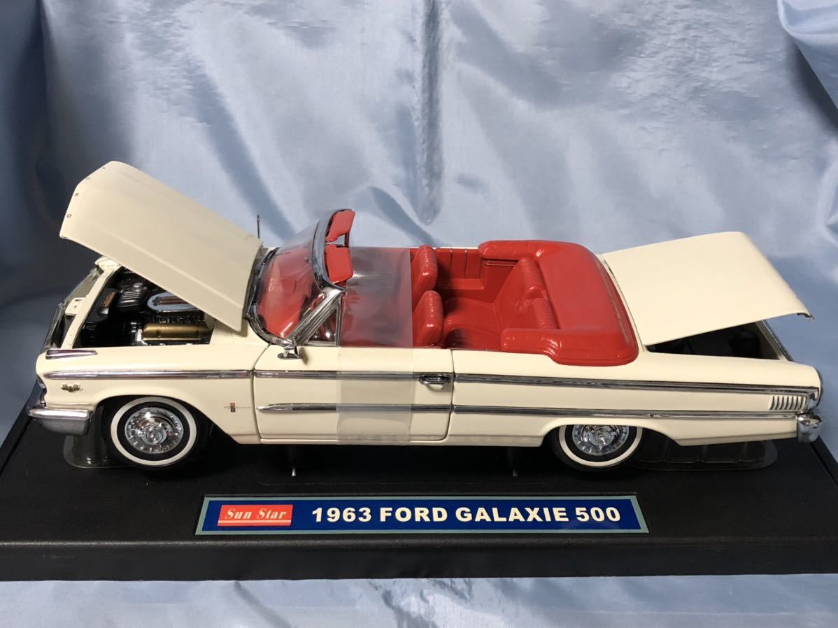 サンスター製　　フォード　ギャラクシー　コンバーチブル 500 (1963年) 1/18