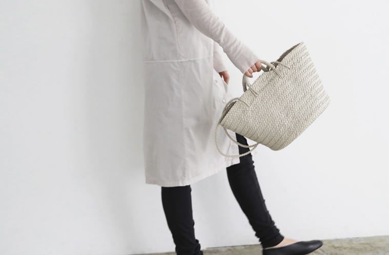 即完売　希少　Aeta アエタ　LEATHER BASKET M + SHOULDER ivory アイボリー　編みバッグ かごバック カゴバッグ トートバッグ 小物入れ