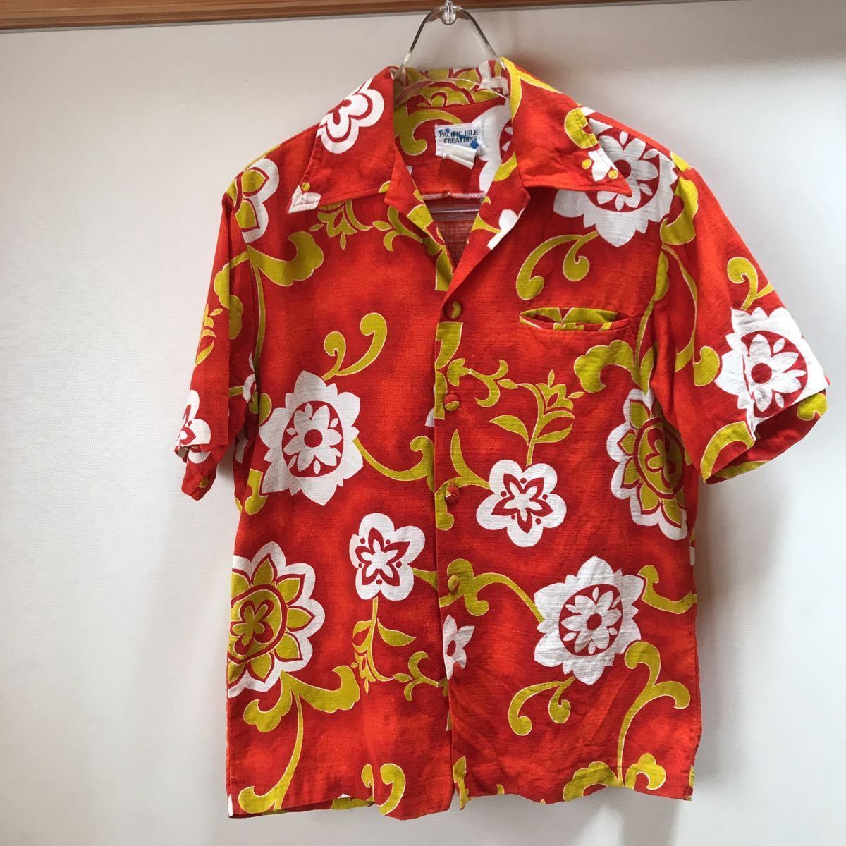 老舗ブランド PACIFIC ISLE CREATIONS 共布くるみボタン ビンテージ コットンアロハシャツ MADE IN HAWAII 襟芯入ハワイアンシャツ 70'Sの画像1