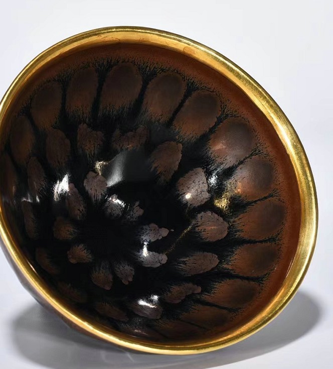 多寶屋】BA880□迫力珍品!宋時代 建窯曜変 鉄銹斑釉 包金茶碗 供御款