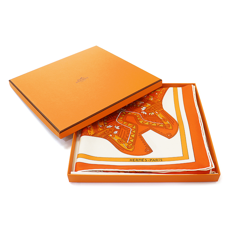 エルメス (HERMES) カレ 90 シルクスカーフ Tapis De Selle (タピ
