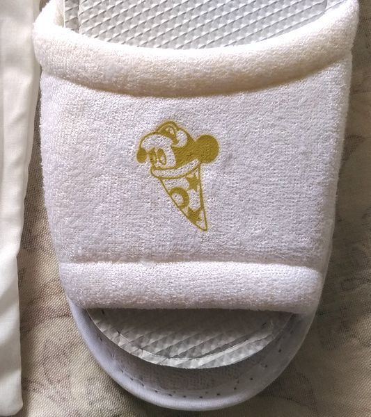  unused Tokyo Disney Land hotel slippers amenity 1 pair storage sack attaching hat Mickey Mouse TOKYO DISNEYLAND pouch TDL TDR