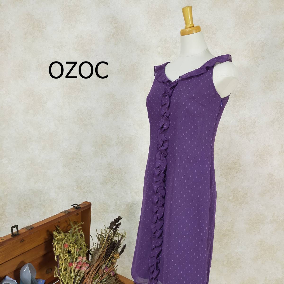 ozoc オゾック ワンピース サイズ38 M パープル 紫 ひざ丈 フリル ノースリーブ 日本製 かわいい 華やか 首フリル 裏地有 透け感 3658_画像1