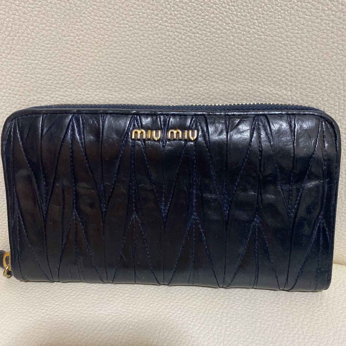 Miumiu ミュウミュウ 長財布 長財布 | ozviac.sk