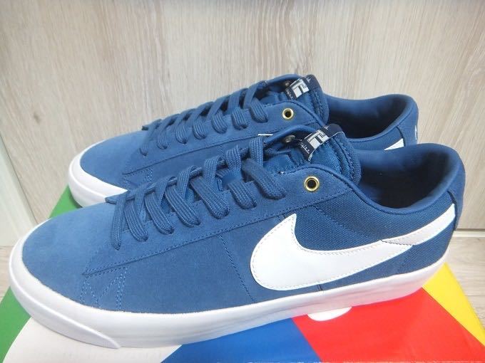 ☆日本の職人技☆ GT PRO LOW BLAZER ZOOM SB NIKE 新品 COURT DC7695-401 青 ブルー ブレイザー ズーム 30cm☆ナイキ BLUE BLUE/WHIT-COURT 30.0cm以上 黄色いドレスを持ってる方に!新品未使用、総スワロターバン